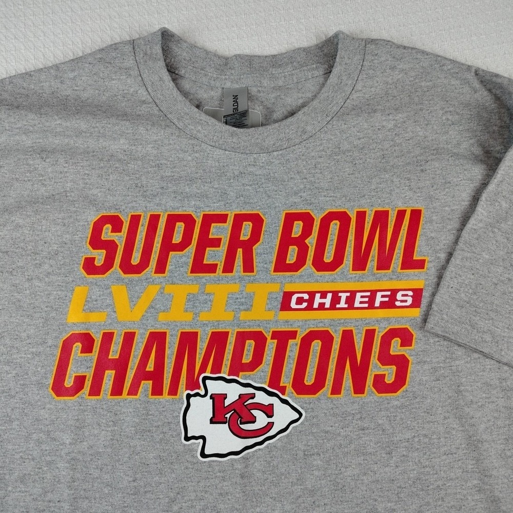 Kansas City Chiefs T-shirt Shirt Mens Large Gray Superbowl LVIII Champions EUC